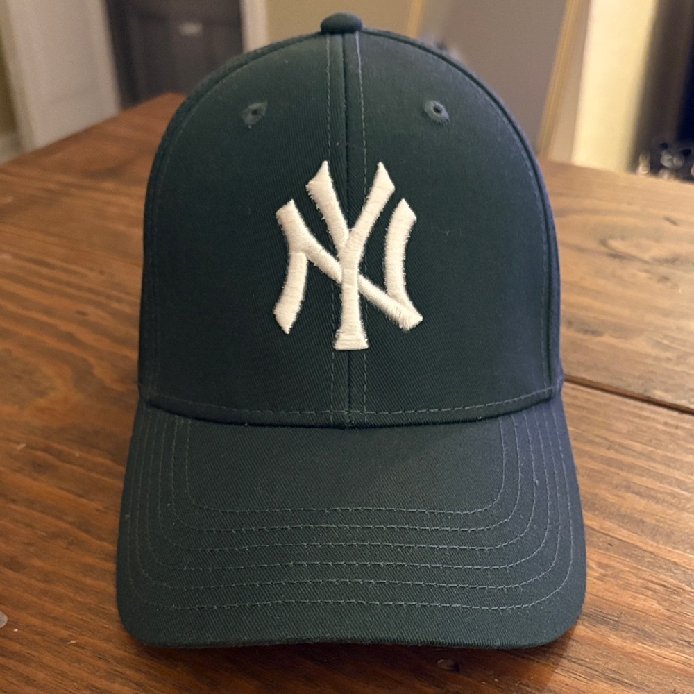 Green NY Yankee Logo Baseball Cap Green